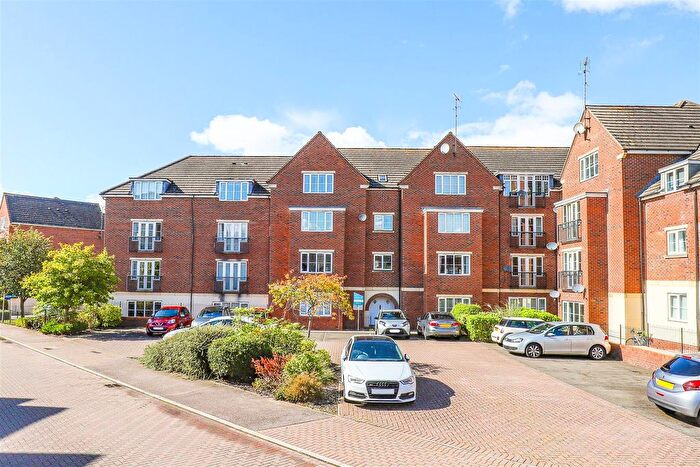 2 Bedroom Flat For Sale In Edison Way, Arnold, Nottinghamshire, NG5