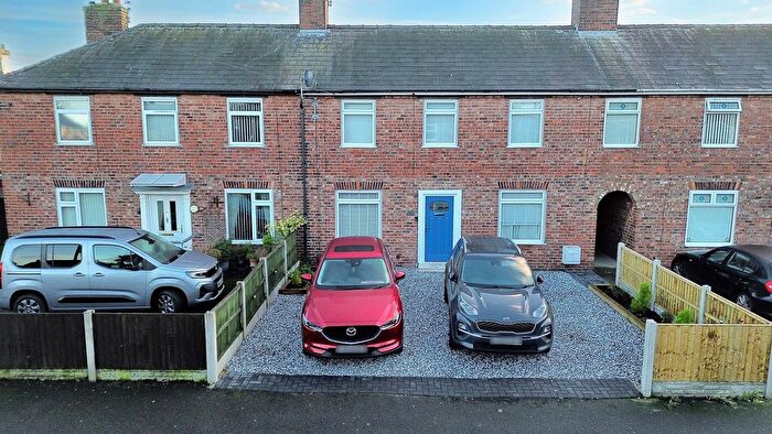 3 Bedroom Terraced House For Sale In Cedar Avenue, Widnes, WA8