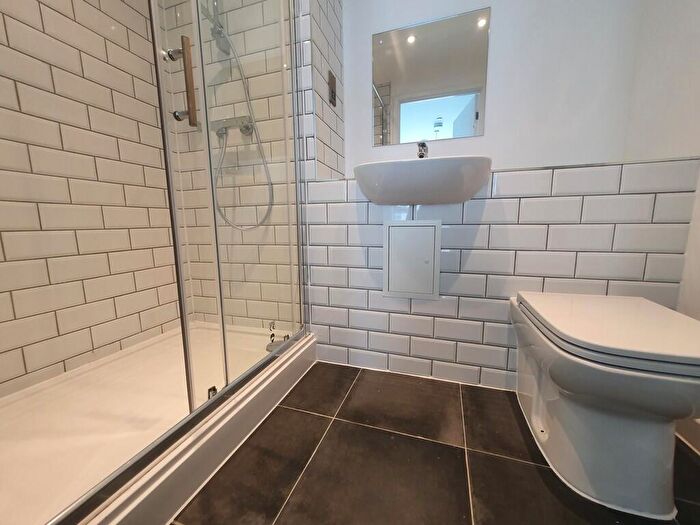 2 Bedroom Apartment To Rent In Moseley Gardens, Moseley Street, Digbeth, B12
