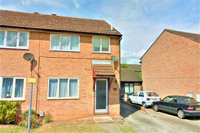 3 Bedroom Semi-Detached House To Rent In Coniston Rd, Flitwick, MK45