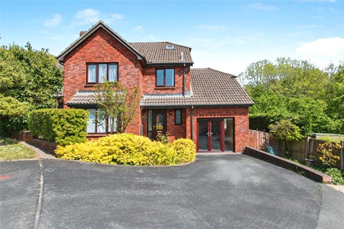 4 Bedroom Detached House For Sale In Raven Close, Exeter, Devon, EX4