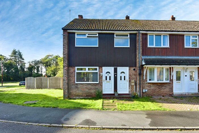3 Bedroom End Of Terrace House For Sale In Mawfa Crescent, Sheffield, South Yorkshire, S14