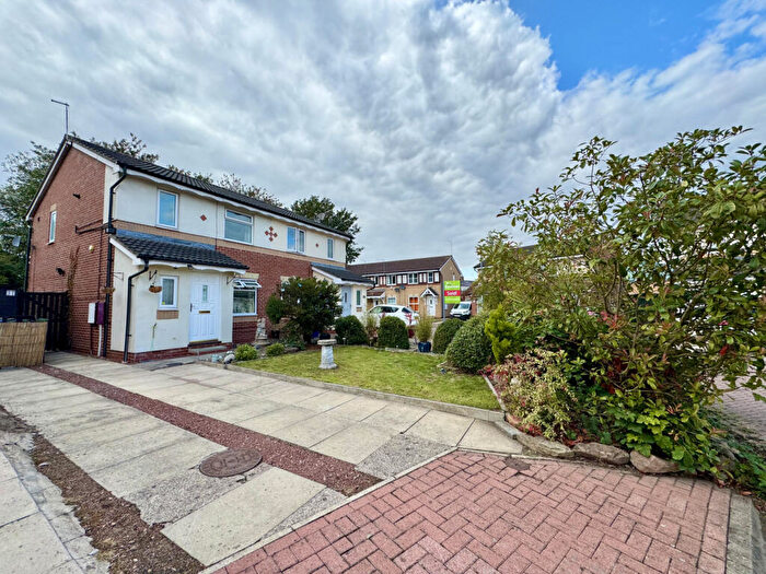 3 Bedroom Semi-Detached House For Sale In Bielby Drive, Beverley, HU17