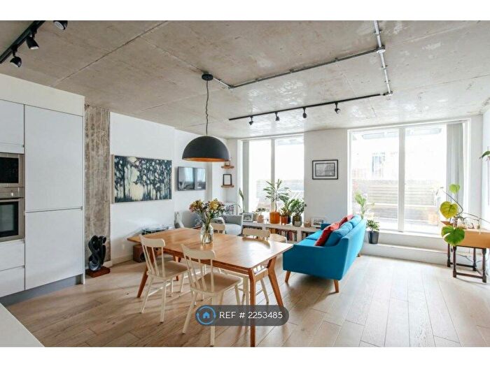 2 Bedroom Flat To Rent In Belgrade Road, London, N16