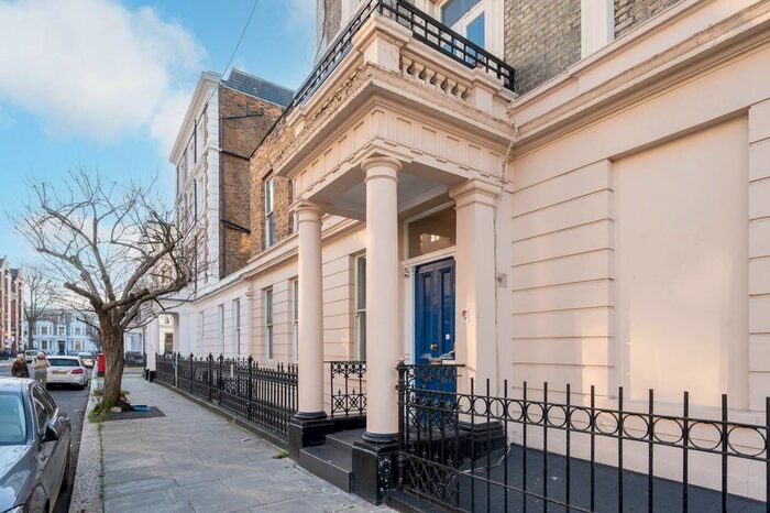 Studio To Rent In Castletown Road, Barons Court, London, W14