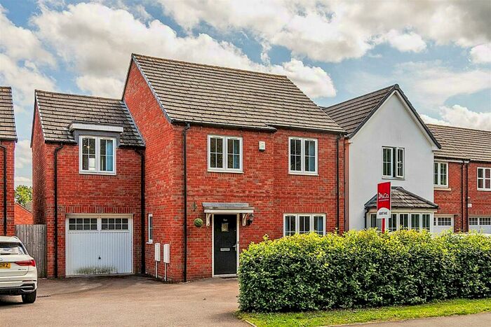 5 Bedroom Detached House To Rent In Damson Lane, Solihull, B92
