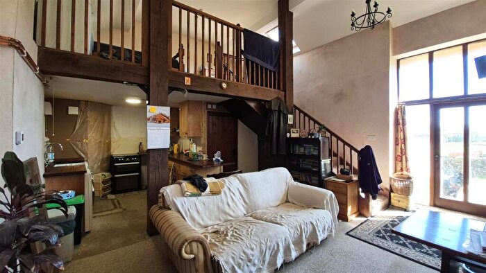 1 Bedroom Terraced House For Sale In Yarnscombe, Barnstaple, EX31