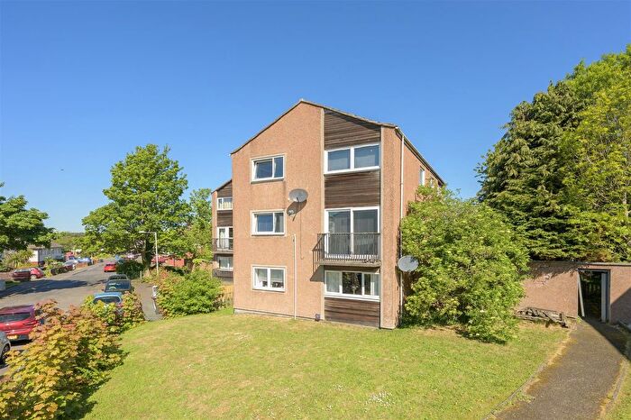 3 Bedroom Flat For Sale In Mcgrigor Road, Rosyth, KY11