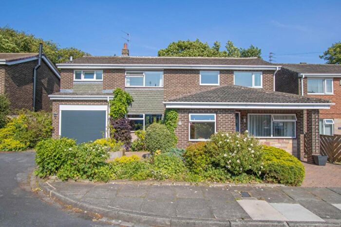 5 Bedroom Detached House For Sale In Etherley Close, Newton Hall, Durham, DH1