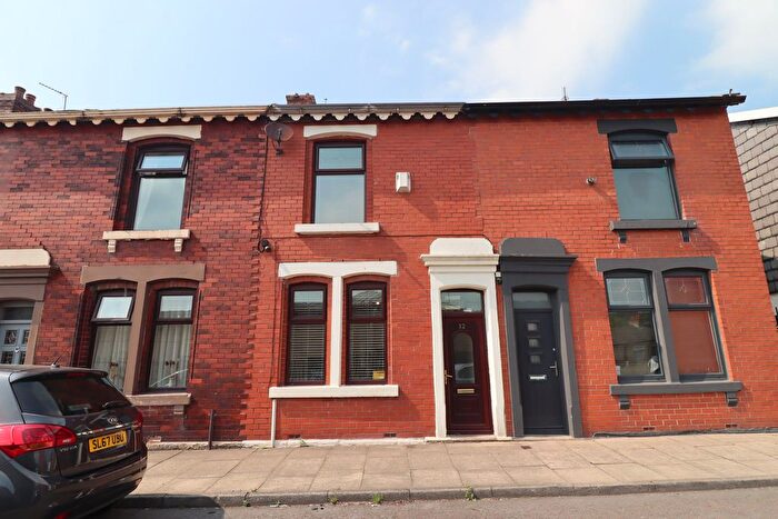 3 Bedroom Terraced House To Rent In Copperfield Street, Guide, Blackburn, BB1