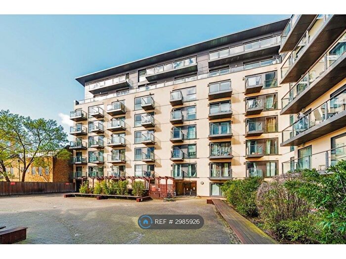 1 Bedroom Flat To Rent In High Street, Slough, SL1