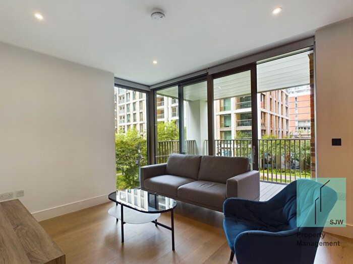 2 Bedroom Flat To Rent In Palmer Road, Salisbury House, SW11