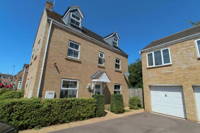 4 Bedroom Detached House To Rent In Howell Drive, Sapley, Huntingdon, PE28