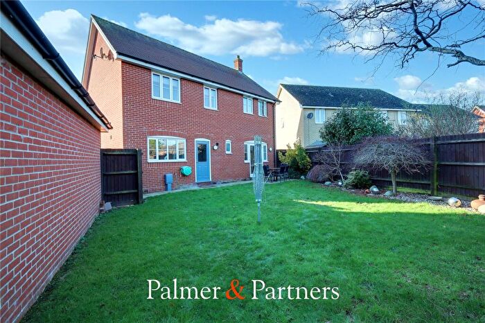 4 Bedroom Detached House For Sale In Gratian Close, Highwoods, Colchester, Essex, CO4