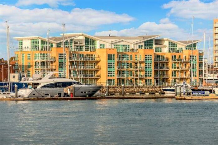 2 Bedroom Apartment To Rent In Mumby Road, Gosport, PO12