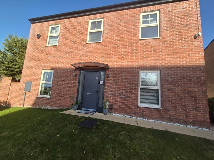 4 Bedroom Detached House For Sale In Cardwell Road, Leeds, LS14