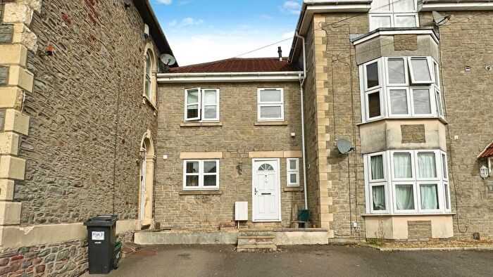 3 Bedroom House For Sale In Upper Station Road, Bristol, BS16
