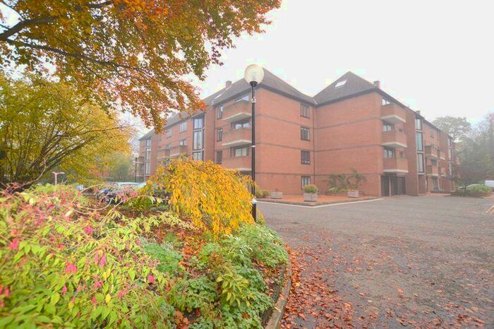 2 Bedroom Apartment To Rent In Winslow Close, Pinner, HA5