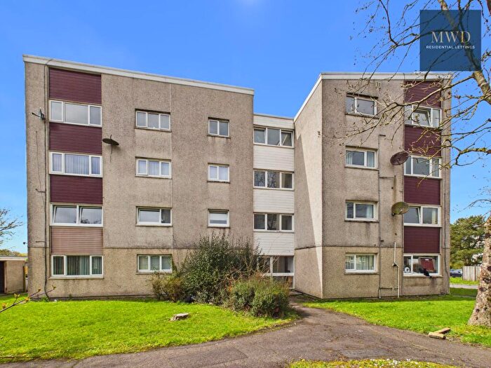2 Bedroom Flat To Rent In Mallard Crescent, Greenhills, G75