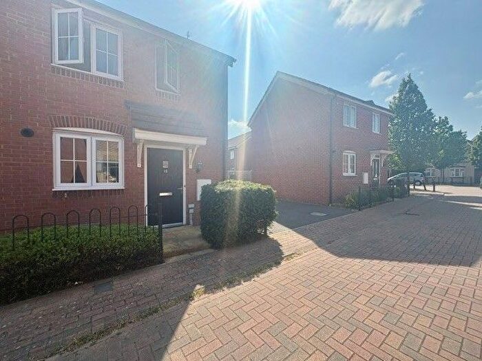 2 Bedroom Property To Rent In Wheatcroft Way, Swindon, SN1