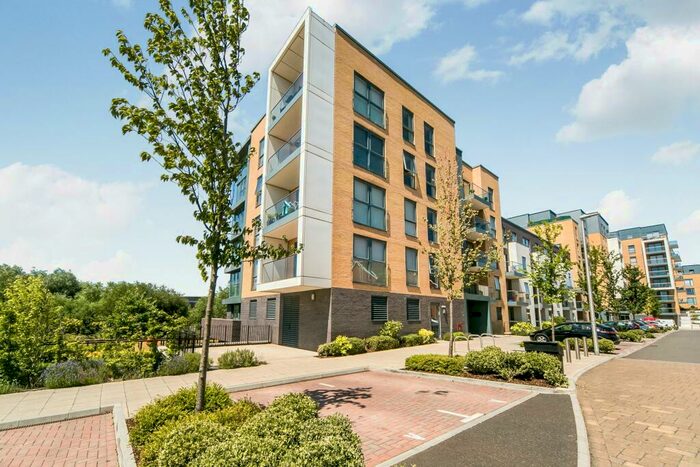 2 Bedroom Apartment To Rent In Cygnet House, Kennet Island, RG2