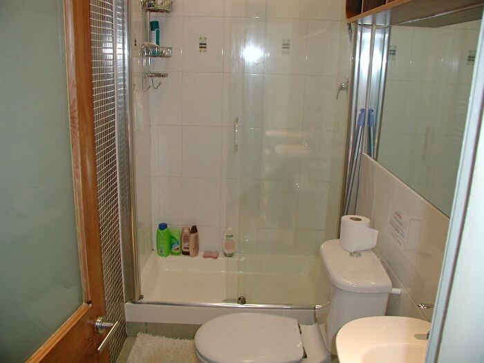 1 Bedroom Flat To Rent In Montgomery Street, Edinburgh, EH7