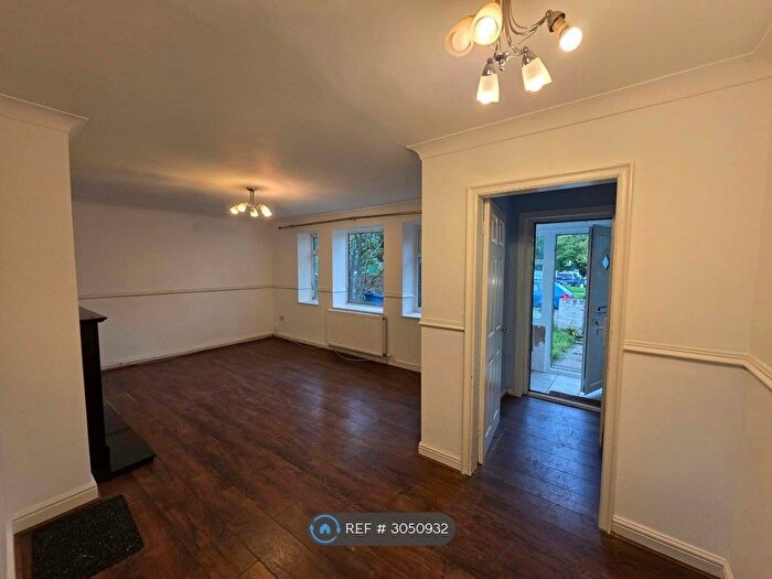 2 Bedroom Terraced House To Rent In Northumberland Road, Stockport, SK5