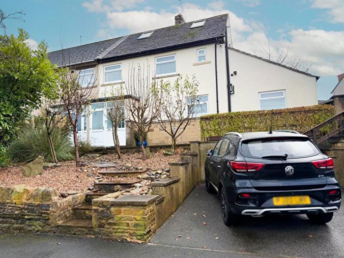 4 Bedroom Semi Detached House For Sale In Harper Grove, Sutton-In-Craven, BD20