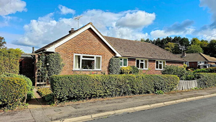 3 Bedroom Detached Bungalow For Sale In Orchard Close, Newbury, RG14
