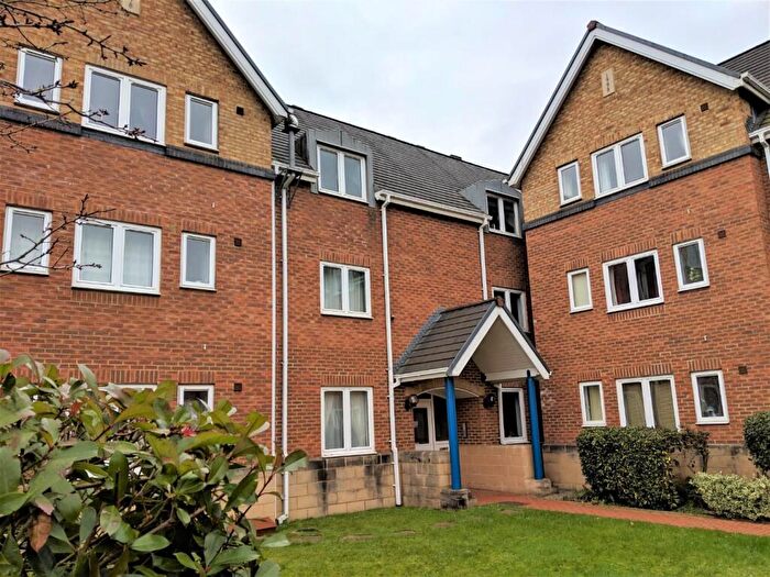 2 Bedroom Apartment To Rent In The Slipway, Penarth, CF64