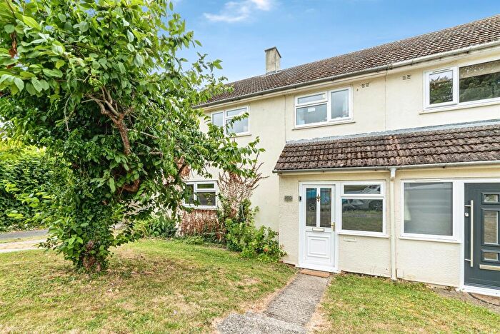 3 Bedroom Semi Detached House For Sale In Stratfield Road, Basingstoke, RG21