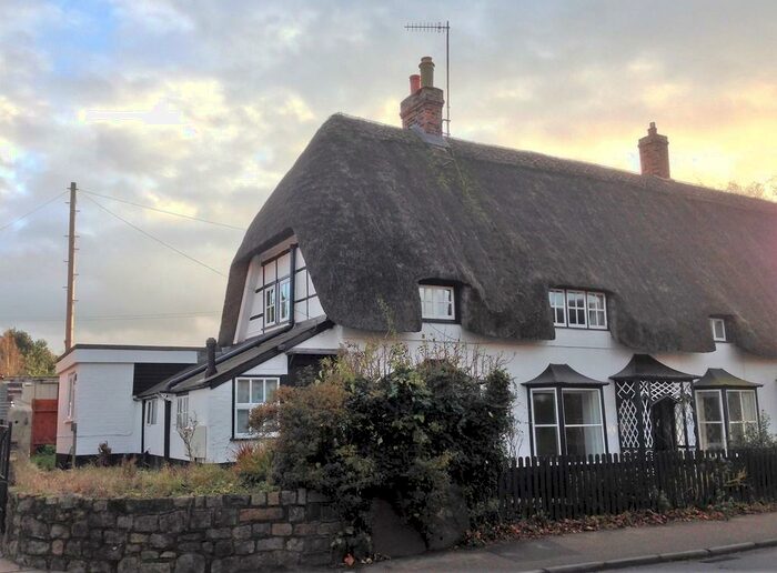 3 Bedroom Cottage To Rent In Marlborough, SN8