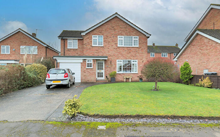 4 Bedroom Detached House For Sale In Birch Grove, Bowerhill, Melksham, SN12