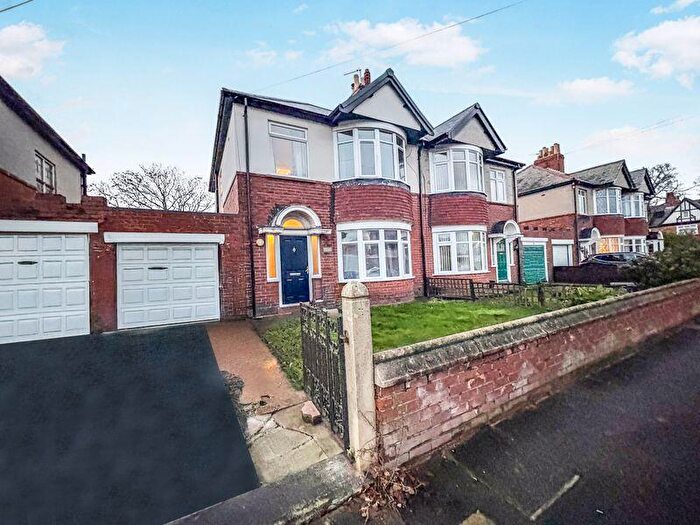 3 Bedroom Semi Detached House For Sale In Cypress Gardens, Blyth, NE24