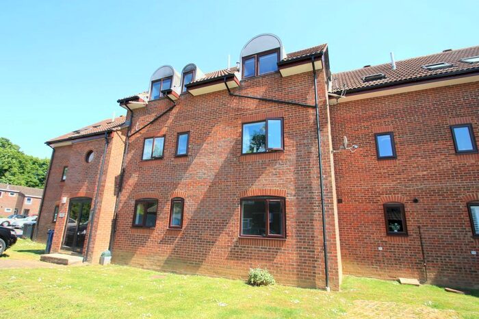 1 Bedroom Property To Rent In Killicks, Cranleigh, GU6