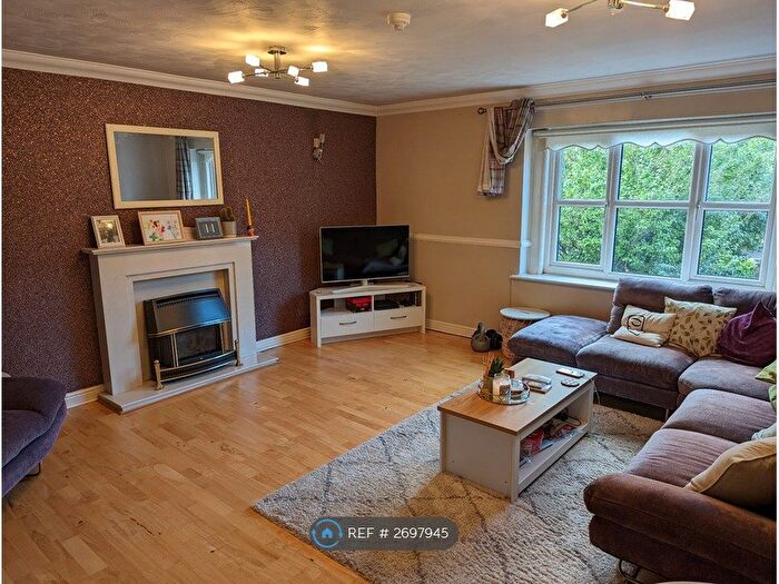 2 Bedroom Flat To Rent In Little Parkfield Road, Liverpool, L17