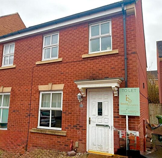 4 Bedroom Semi-Detached House To Rent In Jellicoe Avenue, Stapleton, Bristol, BS16