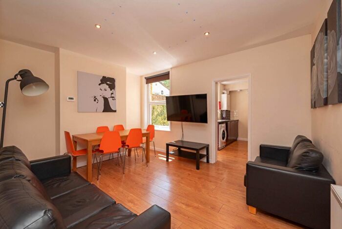 5 Bedroom Terraced House For Sale In Lancaster Road, Canterbury, CT1