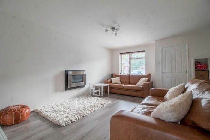 3 Bedroom Detached House To Rent In Crown Green, Coventry, West Midlands, CV6