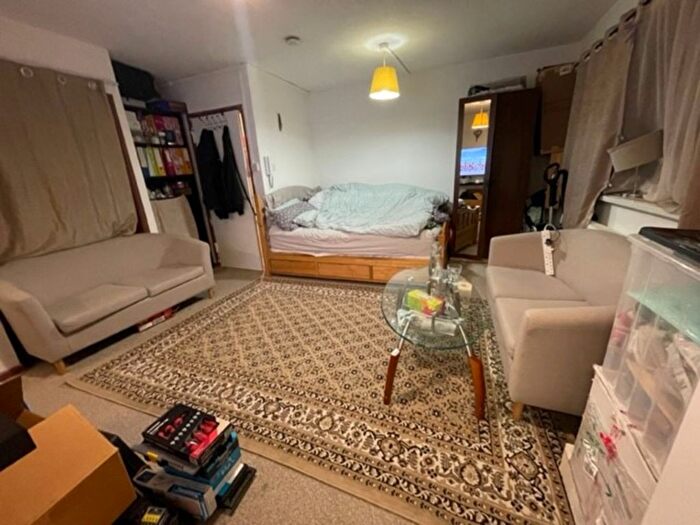 1 Bedroom Studio To Rent In Tavistock Road, Croydon, CR0