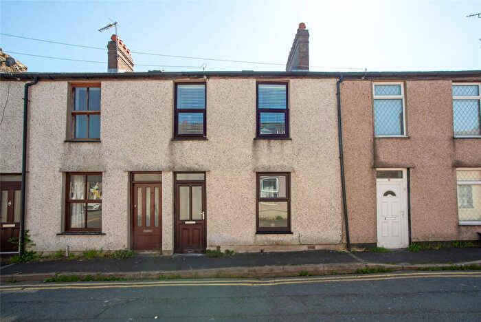 2 Bedroom Terraced House For Sale In Ambrose Street, Bangor, Gwynedd, LL57