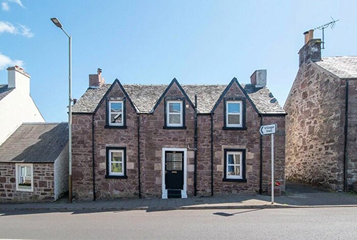 3 Bedroom Semi-Detached House For Sale In Ivydale, Willoughby Street, Muthill, PH5