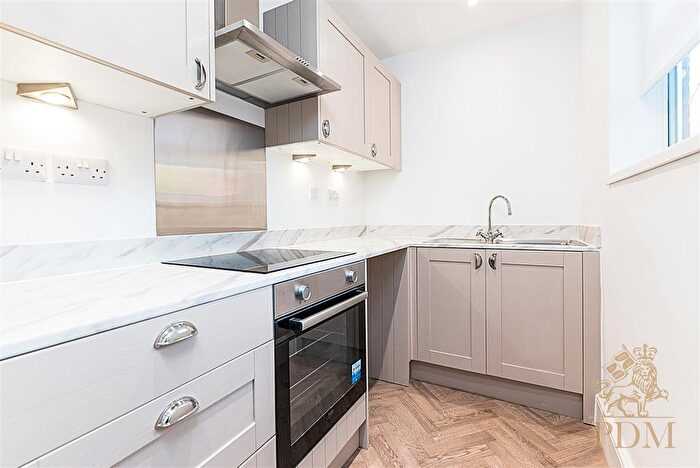 3 Bedroom Terraced House To Rent In Chippendale Street, Nottingham, NG7