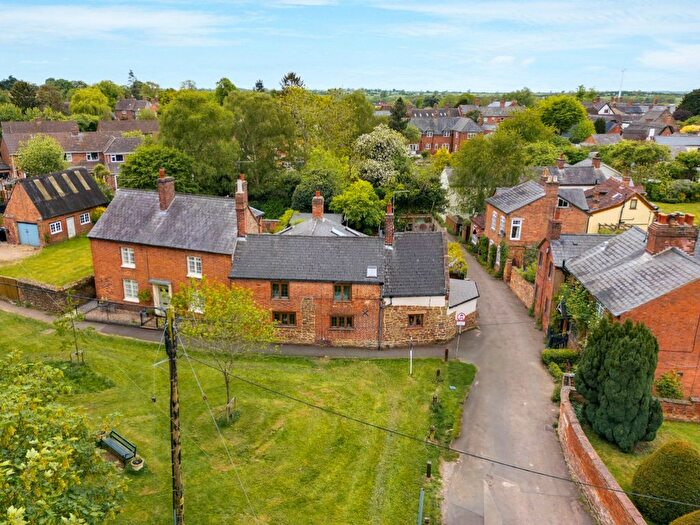 4 Bedroom Detached House For Sale In The Marsh, Crick, NN6