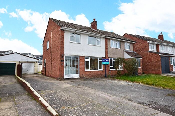 3 Bedroom Semi-Detached House To Rent In Court Farm Road, Whitchurch, Bristol, BS14