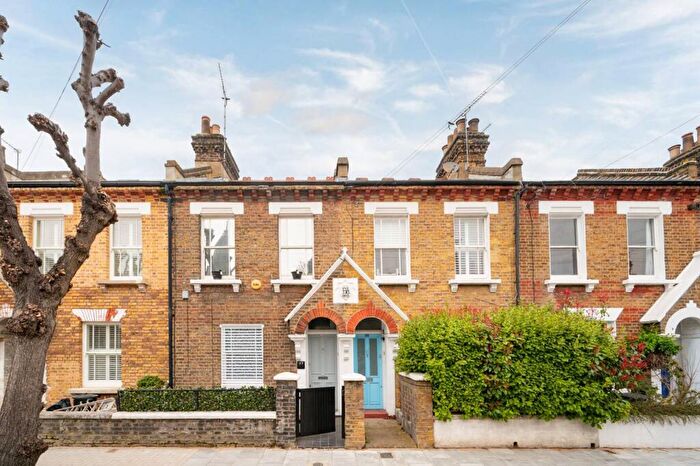 2 Bedroom House To Rent In Eversleigh Road, Shaftesbury Estate, London, SW11