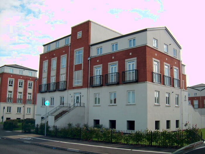 4 Bedroom Flat To Rent In Dragon Road, AL10