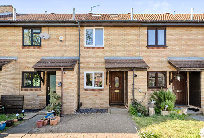 3 Bedroom Terraced House For Sale In Morland Close, Mitcham, Surrey, CR4