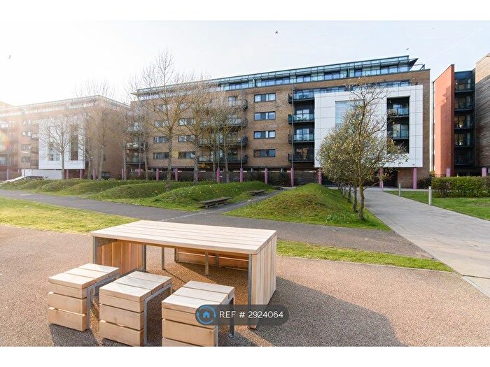 2 Bedroom Flat To Rent In Ferry Court, Cardiff, CF11