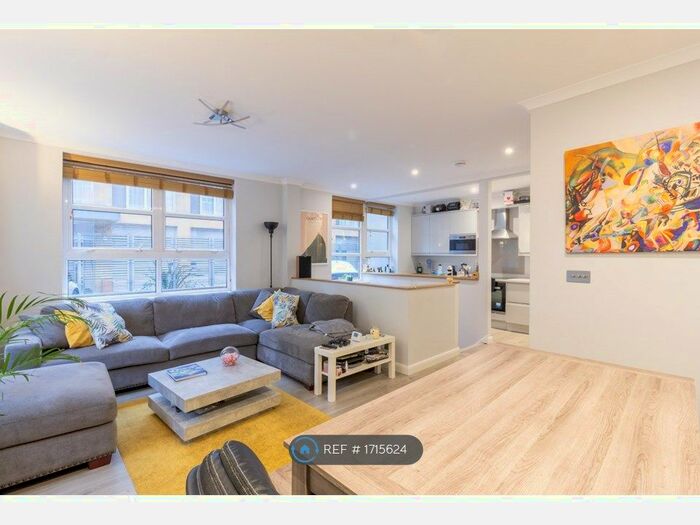 2 Bedroom Flat To Rent In Market Yard Mews, London, SE1
